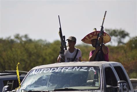 Peña Nieto Reconoce El Papel De Las Autodefensas En Michoacán