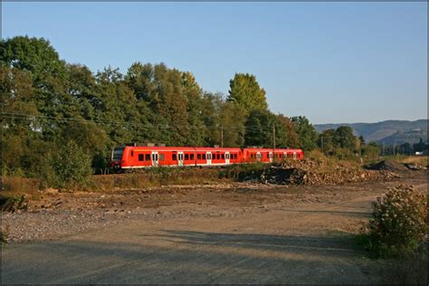 426 022 522 Und 426 020 520 Fahren Bei Hohenlimburg Als RE16 RE 29686