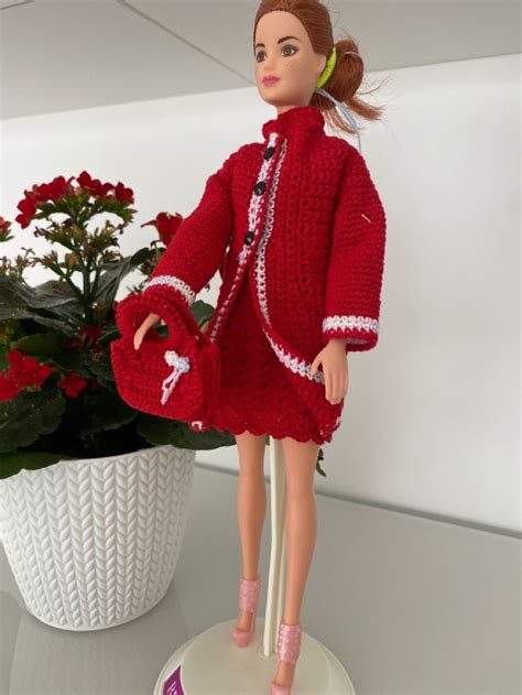 Épinglé par Leena Huotari sur Barbie done