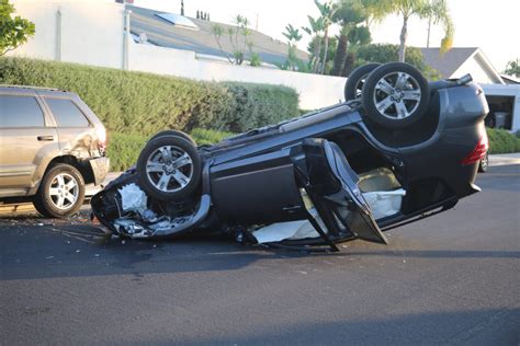 Common Injuries From Rollover Crashes Law Offices Of Jacob Emrani