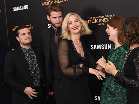 Ego Jennifer Lawrence Usa Transpar Ncia E Deixa Suti Mostra Em