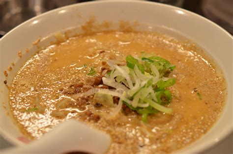 麻布十番 万豚記（ワンツーチ）— 濃厚白ごま担々麺が旨かった 立花岳志が より自由で楽しい人生を追求しシェアするブログ