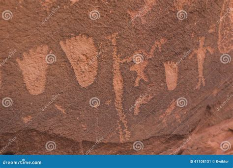 Indian Petroglyphs Newspaper Rock State Historic Monument Utah Usa