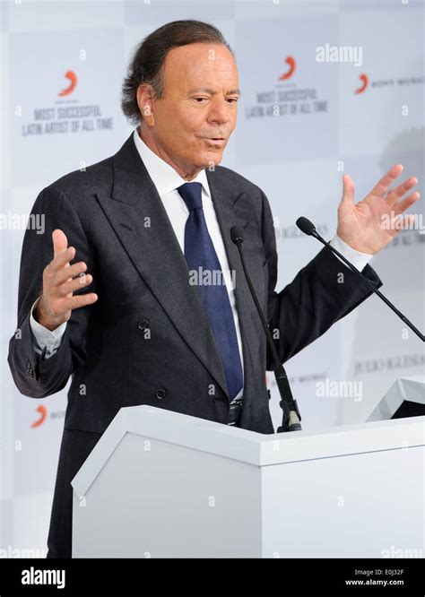 Julio Iglesias At A Press Conference With His Award The Most