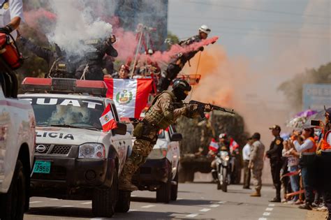 Gran desfile cívico militar por nuestro 202 Aniversario Patrio