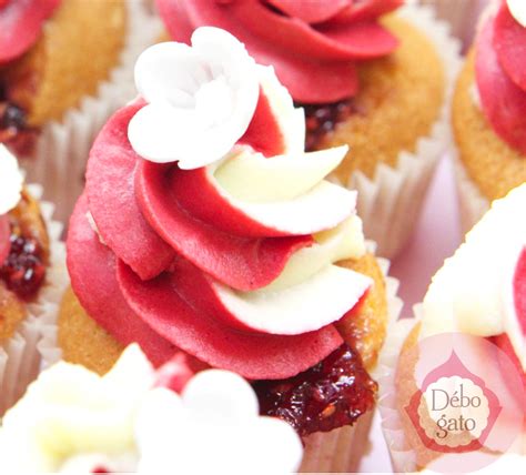 Cupcake Vanille Framboise Ganache Chocolat Blanc Gourmandise Miam