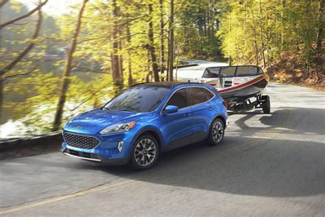 2021 Ford Escape Vs Toyota Rav4