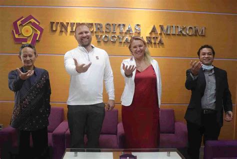 AMIKOM AT A GLANCE – English | Universitas AMIKOM Yogyakarta