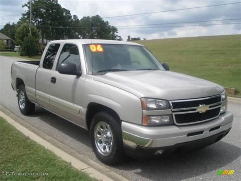 2006 Silver Birch Metallic Chevrolet Silverado 1500 Lt Extended Cab 16845085 Photo 4