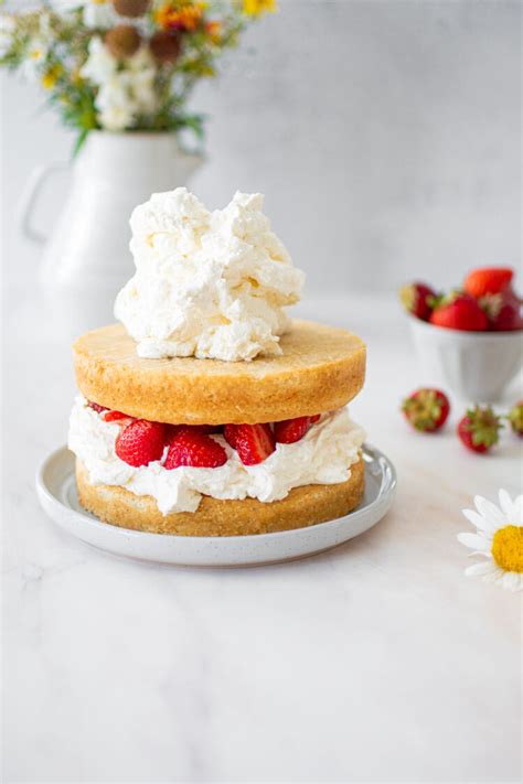 How To Make A Naked Cake Easy Baking Recipe