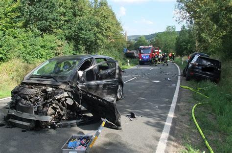 Waldb Ckelheim Schwerer Verkehrsunfall Auf L Drei Personen Verletzt