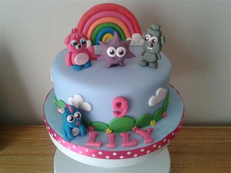 Moshi Monster Birthday Cake Decorated Cake By Louise Cakesdecor