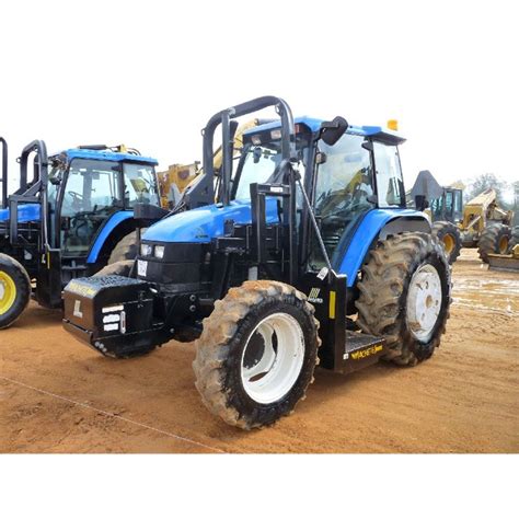 New Holland Ts110 4x4 Farm Tractor