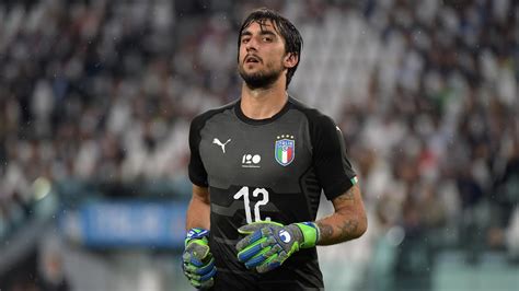 Juve Keeper Perin Extends Deal Until New Vision Official