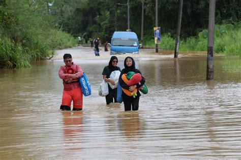 Mangsa Banjir Kini Menurun Kepada 40 949 Orang Kosmo Digital