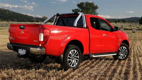 2015 Np300 Nissan Navara King Cab Pickup Review First Drive Carsguide