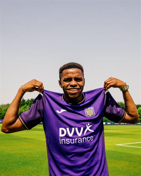 RSC Anderlecht On Twitter Ishaq S First Day Smile Always Watch