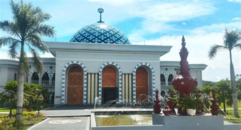 Masjid Agung Praya Profil Sejarah Dan Keunikan Arsitekturnya