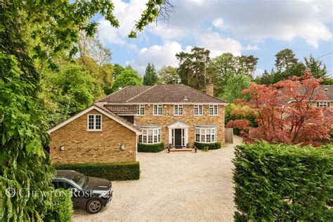 Ravensdale Road Ascot 5 Bed Detached House For Sale £2750000