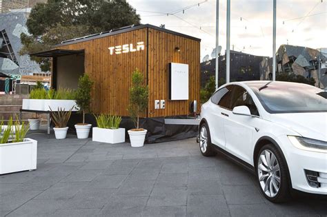 Tesla Tiny House Hits the Road in Australia