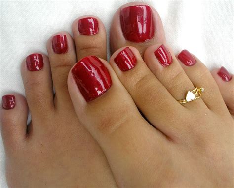 Red Toe Nails Red Toenails Toe Nails Pretty Toes