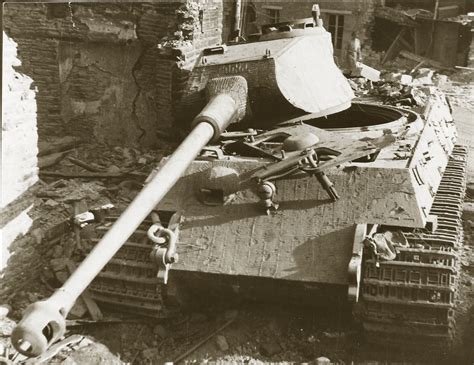 Knocking Out A King Tiger The Tank Museum