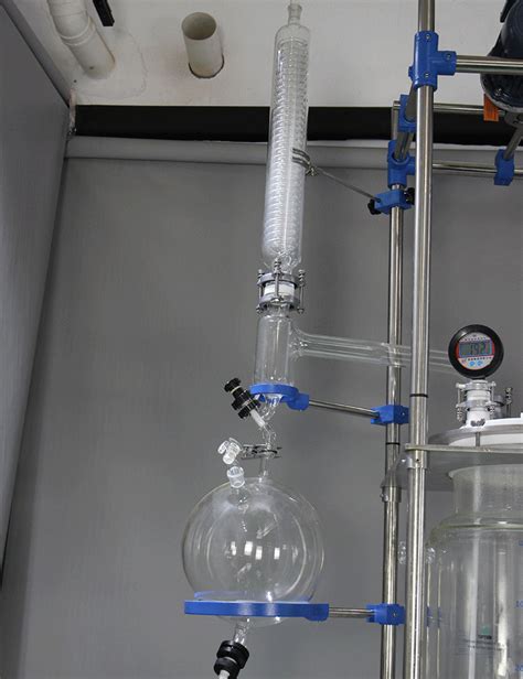 Plant Extraction Borosilicate Glass Reactor Double Jacketed Glass