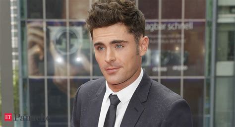 disney plus: Zac Efron returns to Disney for remake of 1987 comedy ...