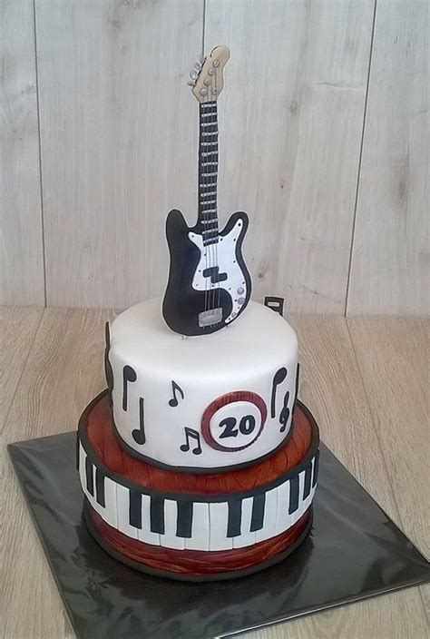 Guitar Piano Cake Guitar Birthday Cakes Candy Birthday Cakes Guitar Cake 50th Birthday Cake