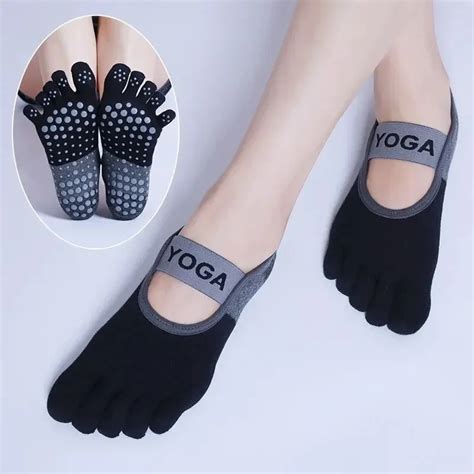 Ladies Breathable Yoga Socks Silicone Non Slip Five Finger Pilates Socks For Backless Fitness