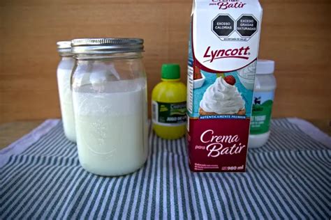 How To Make Sour Cream 4 Ways Golden Thyme Homestead