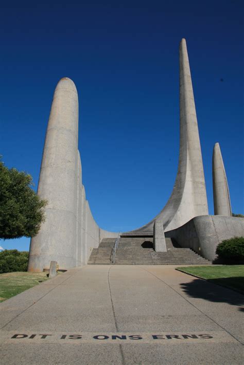 Taal Monument Cape Winelands Audio Guide App VoiceMap