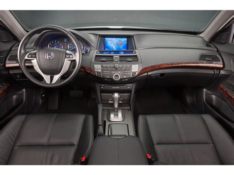 2011 Honda Crosstour Pictures: | U.S. News