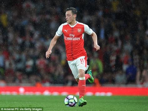 Arsenal S Mesut Ozil Broke A Premier League Chance Creation Record