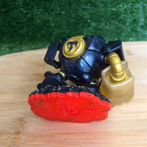 Skylanders Trap Team Legendary Jawbreaker Missing Arms