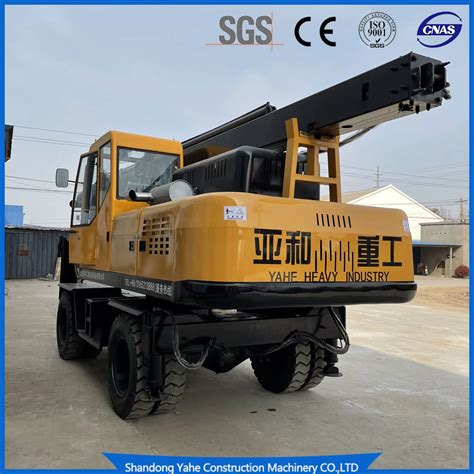 20m Depth Small Rotary Hydraulic Pile Driver China Drilling Rig And