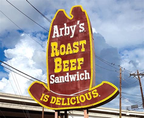 Lighting Up the History of Austin’s Last Original Arby’s Sign – TOWERS