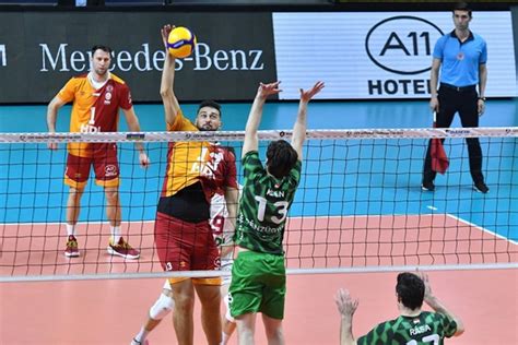 Erkekler CEV Challenge Cupta 8li Final Etabı Rövanş Maçları Başladı