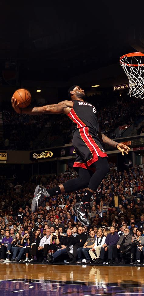 LeBron James Dunk Wallpapers on WallpaperDog