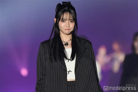 画像1 92 Fruits Zipper鎮西寿々歌、ミニスカート姿で美脚＆美ウエスト披露【tgc熊本2024】 モデルプレス