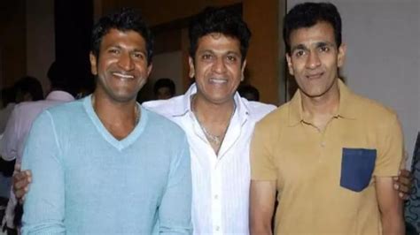 Shivarajkumar Raghavendra Moved To Tears At Late Brother Puneeth