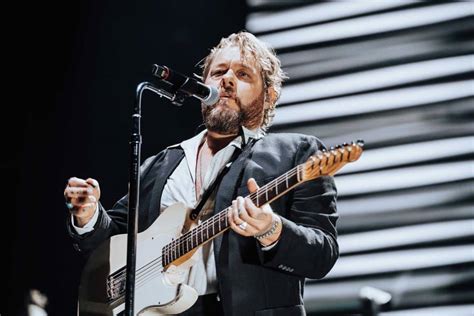 The 18 Greatest Guitar Players Of All Time