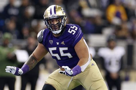 Steelers Bring On Washington Ol Troy Fautanu For