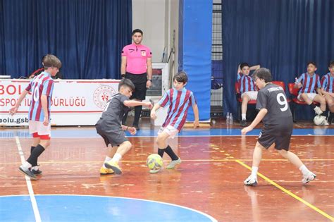 Okul Sporları Ortaokullar Arası Yıldız Kızlar Erkekler Futsal