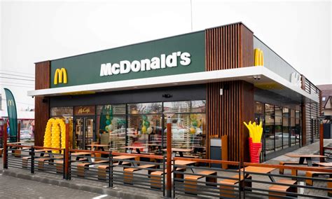 Mcdonalds Deschide U Ile Celui De Al Lea Restaurant Din Ar La