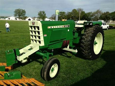 Oliver 1850 Pulling Tractor Old Tractors Vintage Tractors Truck Pulls Tractor Pulling Moline