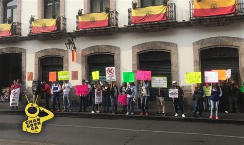 Morelia Trabajadores De Junta De Caminos Se Manifiestan Fuera Del