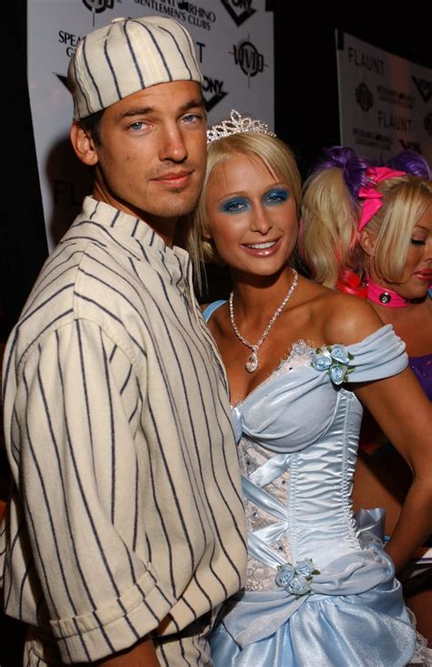 Sexy Princess 2002 Paris Hiltons Halloween Costumes Pictures Popsugar Celebrity Photo 2