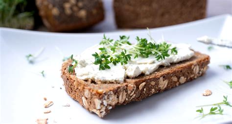 Brot mit der 2 Portion vom Frischkäse SMARTh Fit me