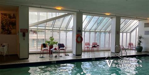 Pinnacle Hotel Swimming Pool | Vancouver's Best Places